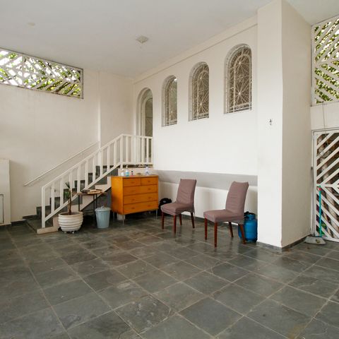 Casa à venda com 280m², 4 quartos e 2 vagasEntrada e Garagem