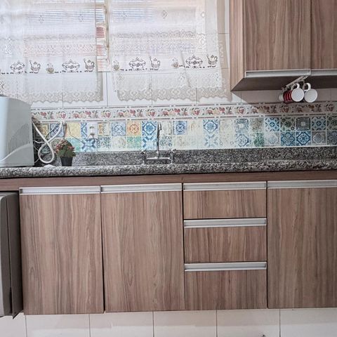 Casa à venda com 242m², 5 quartos e 4 vagas Casa à venda com 242m², 5 quartos e 4 vagasCozinha