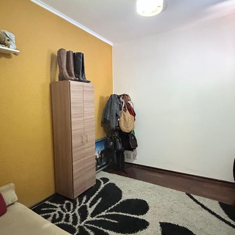 Casa à venda com 242m², 5 quartos e 4 vagas Casa à venda com 242m², 5 quartos e 4 vagasQuarto 1