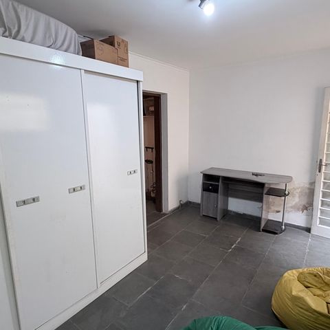 Casa à venda com 242m², 5 quartos e 4 vagas Casa à venda com 242m², 5 quartos e 4 vagasDepósito