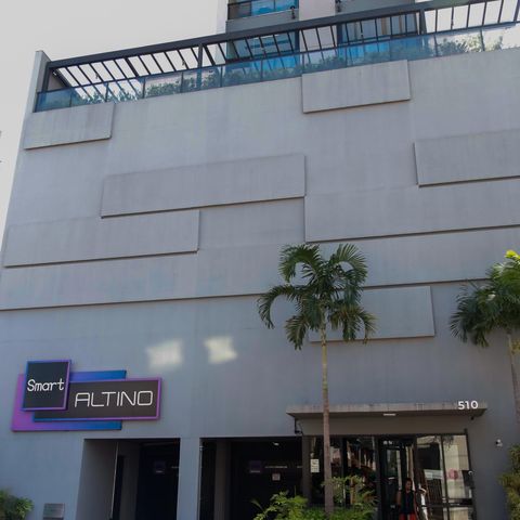 Studio à venda com 37m², 1 quarto e 1 vaga Studio à venda com 37m², 1 quarto e 1 vagaFachada