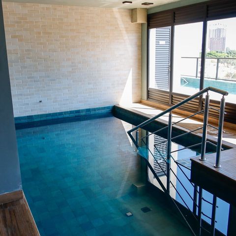 Studio à venda com 37m², 1 quarto e 1 vaga Studio à venda com 37m², 1 quarto e 1 vagaÁrea comum - Piscina
