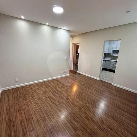Apartamento à venda com 56m², 2 quartos e 1 vaga