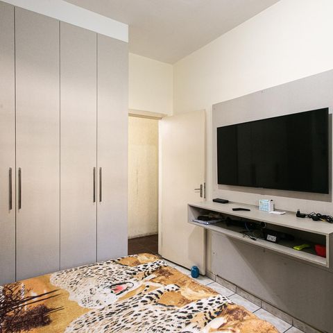 Casa à venda com 160m², 3 quartos e 3 vagas Casa à venda com 160m², 3 quartos e 3 vagasQuarto 1