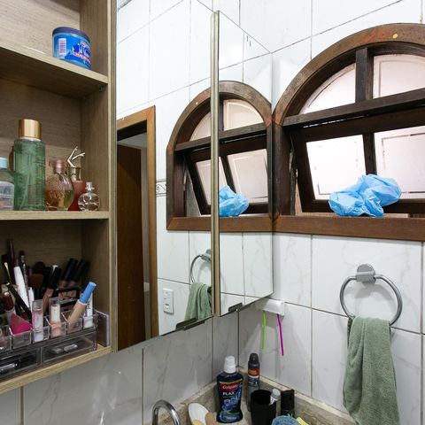 Casa à venda com 160m², 3 quartos e 3 vagas Casa à venda com 160m², 3 quartos e 3 vagasBanheiro Social