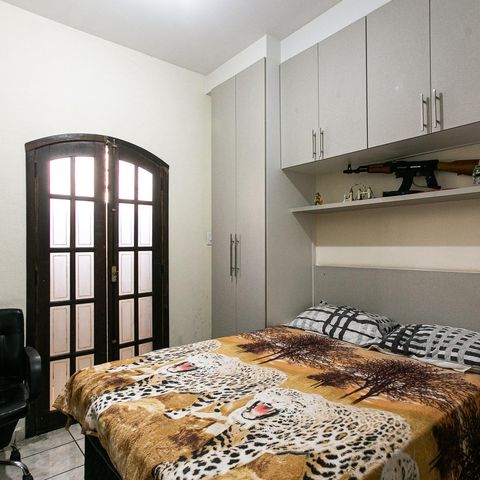 Casa à venda com 160m², 3 quartos e 3 vagas Casa à venda com 160m², 3 quartos e 3 vagasQuarto 1