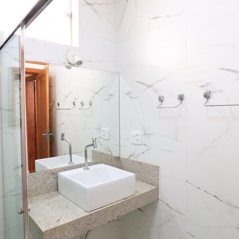 Apartamento à venda com 123m², 5 quartos e 1 vaga Apartamento à venda com 123m², 5 quartos e 1 vagaBanheiro