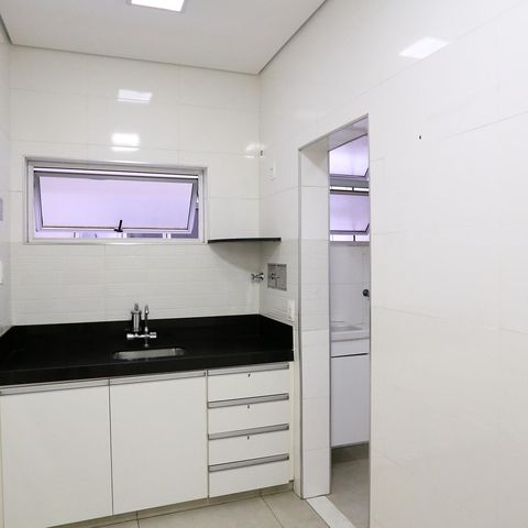 Apartamento à venda com 123m², 5 quartos e 1 vaga Apartamento à venda com 123m², 5 quartos e 1 vagaCozinha