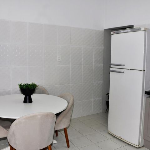 Casa à venda com 231m², 2 quartos e 2 vagas Casa à venda com 231m², 2 quartos e 2 vagasDetalhe - Cozinha