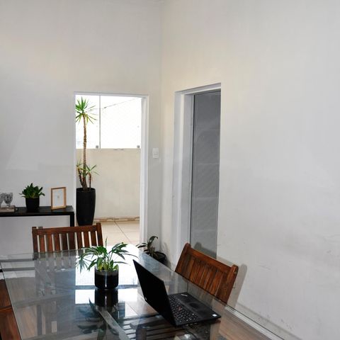 Casa à venda com 231m², 2 quartos e 2 vagas Casa à venda com 231m², 2 quartos e 2 vagasDetalhe - Sala de Jantar