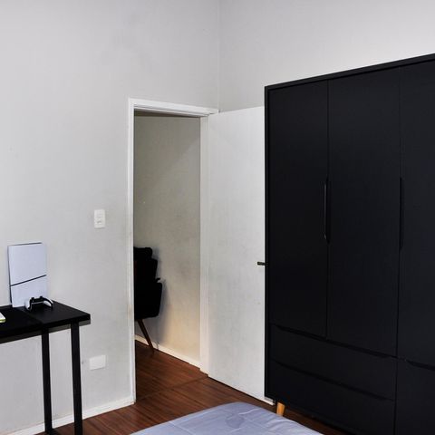 Casa à venda com 231m², 2 quartos e 2 vagas Casa à venda com 231m², 2 quartos e 2 vagasDetalhe - Quarto 02
