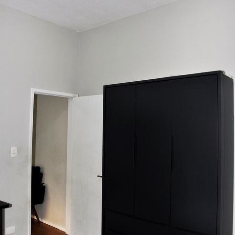 Casa à venda com 231m², 2 quartos e 2 vagas Casa à venda com 231m², 2 quartos e 2 vagasDetalhe - Quarto 02