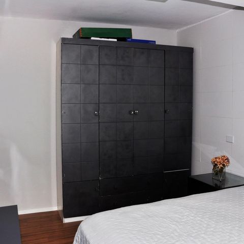 Casa à venda com 231m², 2 quartos e 2 vagas Casa à venda com 231m², 2 quartos e 2 vagasDetalhe - Quarto 01