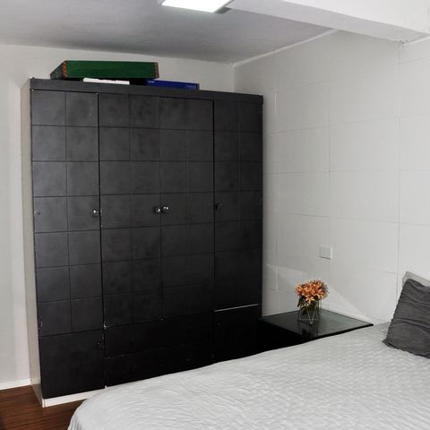 Casa à venda com 231m², 2 quartos e 2 vagas Casa à venda com 231m², 2 quartos e 2 vagasDetalhe - Quarto 01