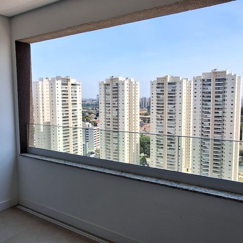Apartamento à venda com 117m², 3 quartos e 3 vagasVaranda