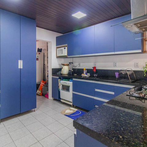 Casa para alugar com 170m², 3 quartos e 4 vagasCozinha e Área de Serviço
