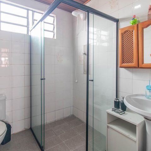 Casa para alugar com 170m², 3 quartos e 4 vagasBanheiro - Casa 2