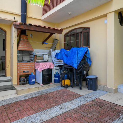 Casa à venda com 125m², 2 quartos e 2 vagas Casa à venda com 125m², 2 quartos e 2 vagasGaragem
