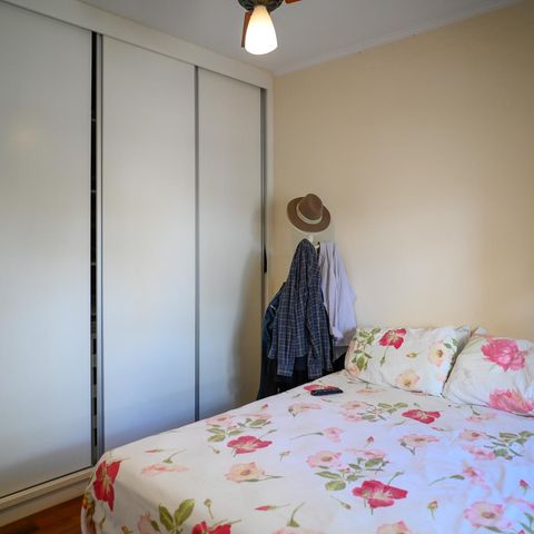 Casa à venda com 125m², 2 quartos e 2 vagas Casa à venda com 125m², 2 quartos e 2 vagasQuarto 2 - Suite