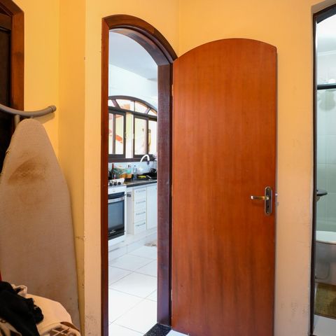 Casa à venda com 125m², 2 quartos e 2 vagas Casa à venda com 125m², 2 quartos e 2 vagasQuarto de Serviço