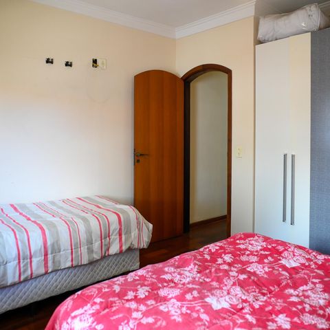 Casa à venda com 125m², 2 quartos e 2 vagas Casa à venda com 125m², 2 quartos e 2 vagasQuarto 1
