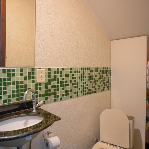 Casa à venda com 125m², 2 quartos e 2 vagas Casa à venda com 125m², 2 quartos e 2 vagasLavabo