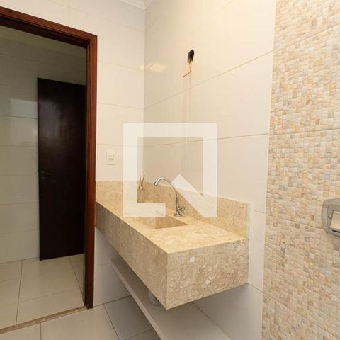 Casa à venda com 120m², 4 quartos e 2 vagas