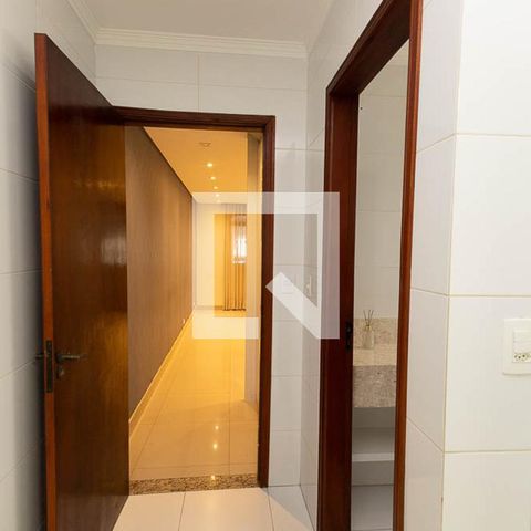 Casa à venda com 120m², 4 quartos e 2 vagas