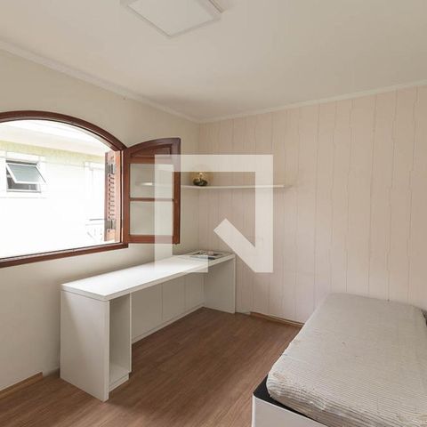 Casa à venda com 120m², 4 quartos e 2 vagas