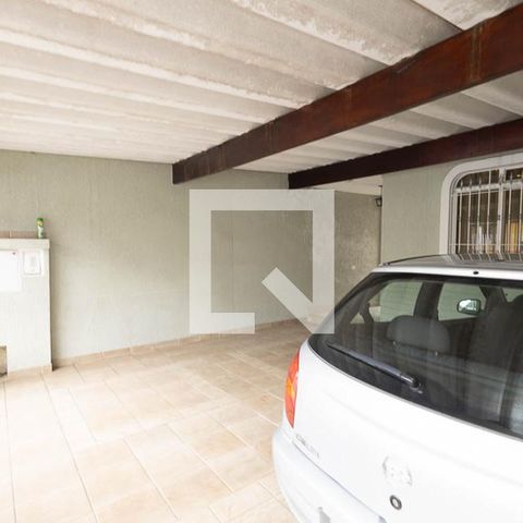 Casa à venda com 120m², 4 quartos e 2 vagas