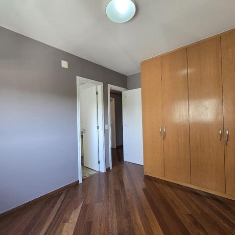 Apartamento à venda com 213m², 4 quartos e 4 vagas