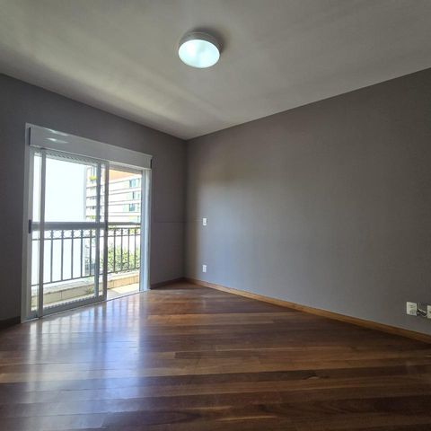 Apartamento à venda com 213m², 4 quartos e 4 vagas