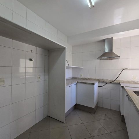 Apartamento à venda com 213m², 4 quartos e 4 vagas