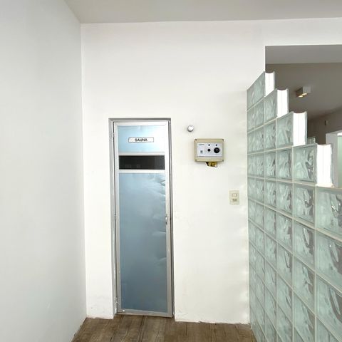 Casa de condomínio à venda com 348m², 4 quartos e 4 vagasSauna
