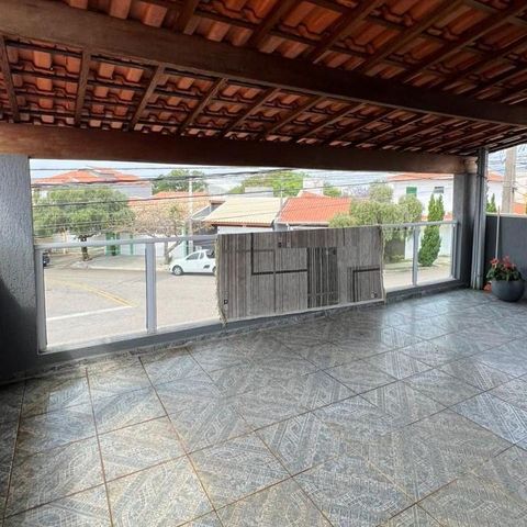 Casa à venda com 160m², 3 quartos e 3 vagasVaranda