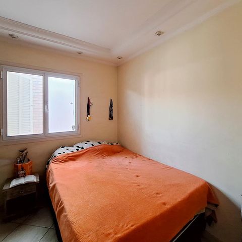 Casa à venda com 240m², 3 quartos e 3 vagas Casa à venda com 240m², 3 quartos e 3 vagasQuarto 2