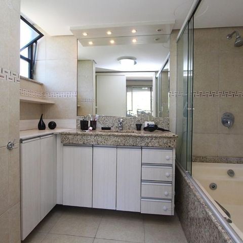 Apartamento para alugar com 192m², 4 quartos e 2 vagasBanheiro 2