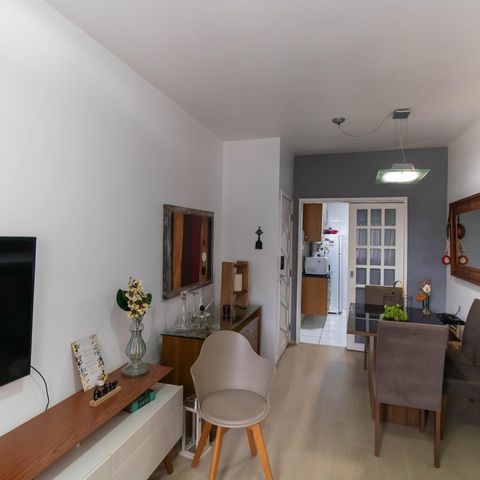 Apartamento à venda com 59m², 2 quartos e 1 vaga Apartamento à venda com 59m², 2 quartos e 1 vagaSala
