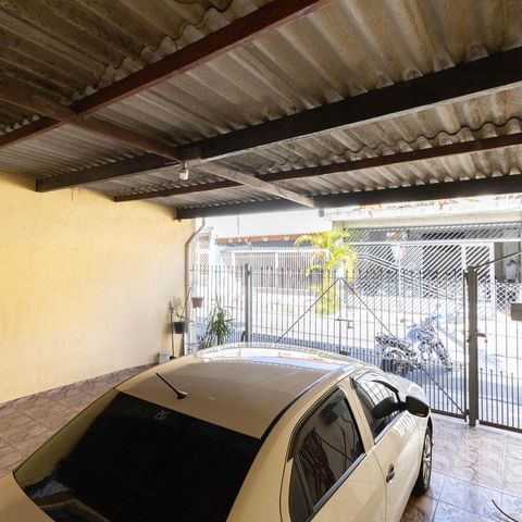 Casa à venda com 200m², 2 quartos e 3 vagasGaragem 