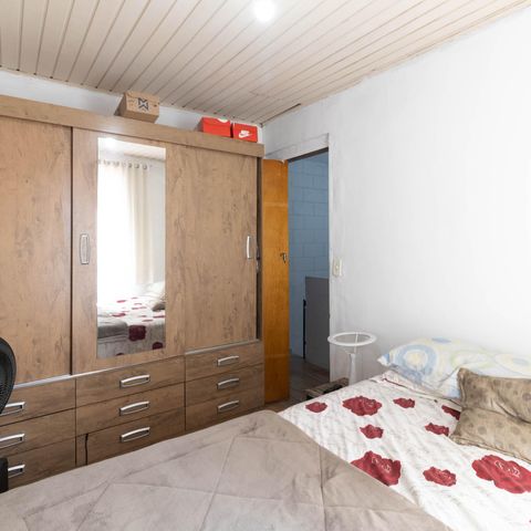 Casa à venda com 200m², 2 quartos e 3 vagasQuarto 1