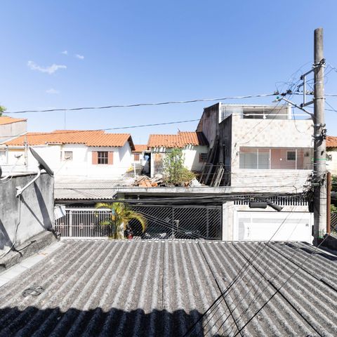 Casa à venda com 200m², 2 quartos e 3 vagasVista do Quarto 2