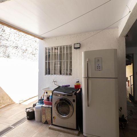 Casa à venda com 200m², 2 quartos e 3 vagasLavanderia