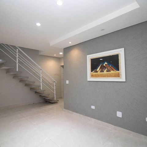 Casa à venda com 539m², 4 quartos e 4 vagas Casa à venda com 539m², 4 quartos e 4 vagasSala