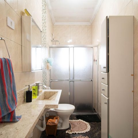 Casa à venda com 539m², 4 quartos e 4 vagas Casa à venda com 539m², 4 quartos e 4 vagasBanheiro 2