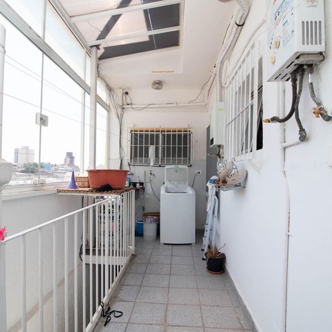 Casa à venda com 539m², 4 quartos e 4 vagas Casa à venda com 539m², 4 quartos e 4 vagasÁrea de Serviço