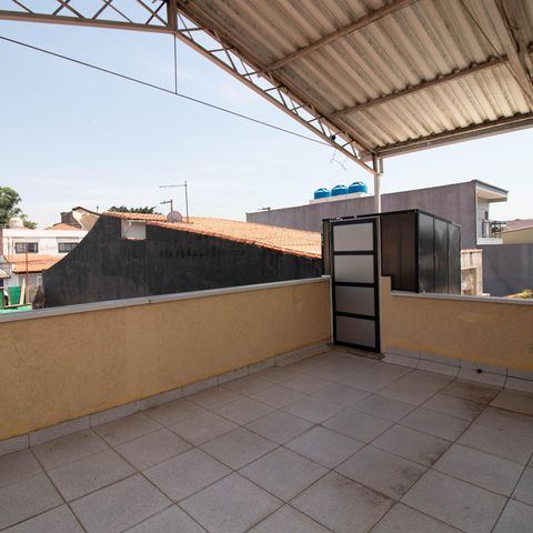 Casa à venda com 539m², 4 quartos e 4 vagas Casa à venda com 539m², 4 quartos e 4 vagasTerraço