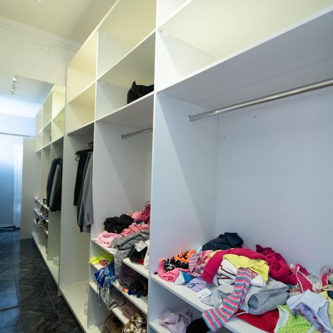 Casa à venda com 539m², 4 quartos e 4 vagas Casa à venda com 539m², 4 quartos e 4 vagasCloset - Quarto 2