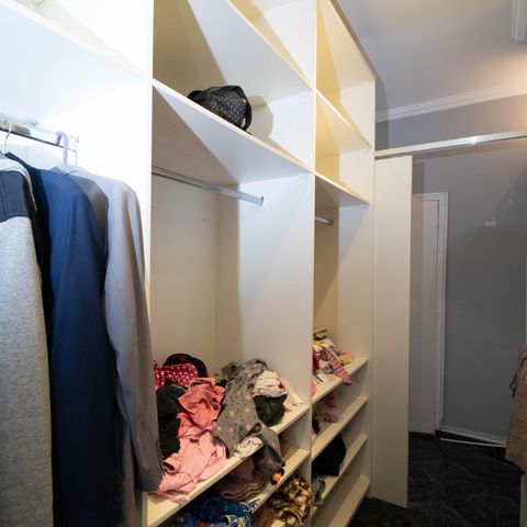 Casa à venda com 539m², 4 quartos e 4 vagas Casa à venda com 539m², 4 quartos e 4 vagasCloset - Quarto 2