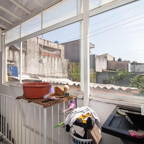 Casa à venda com 539m², 4 quartos e 4 vagas Casa à venda com 539m², 4 quartos e 4 vagasÁrea de Serviço