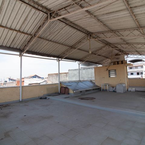 Casa à venda com 539m², 4 quartos e 4 vagas Casa à venda com 539m², 4 quartos e 4 vagasTerraço